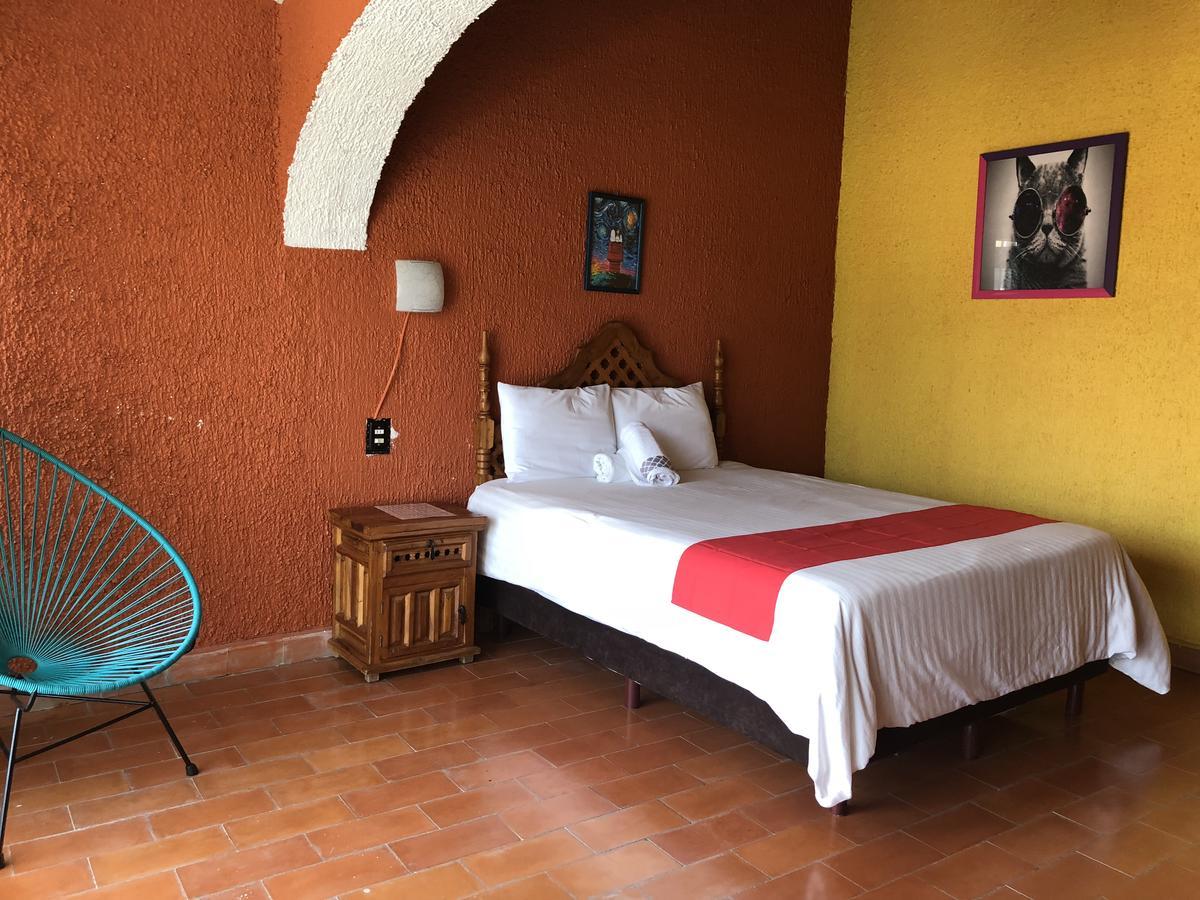 Mi Hotel Tequisquiapan Buitenkant foto