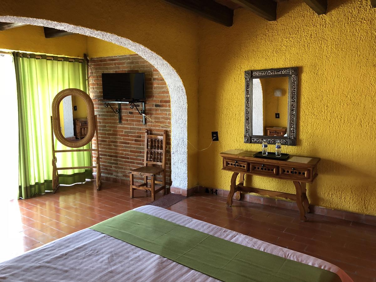 Mi Hotel Tequisquiapan Buitenkant foto